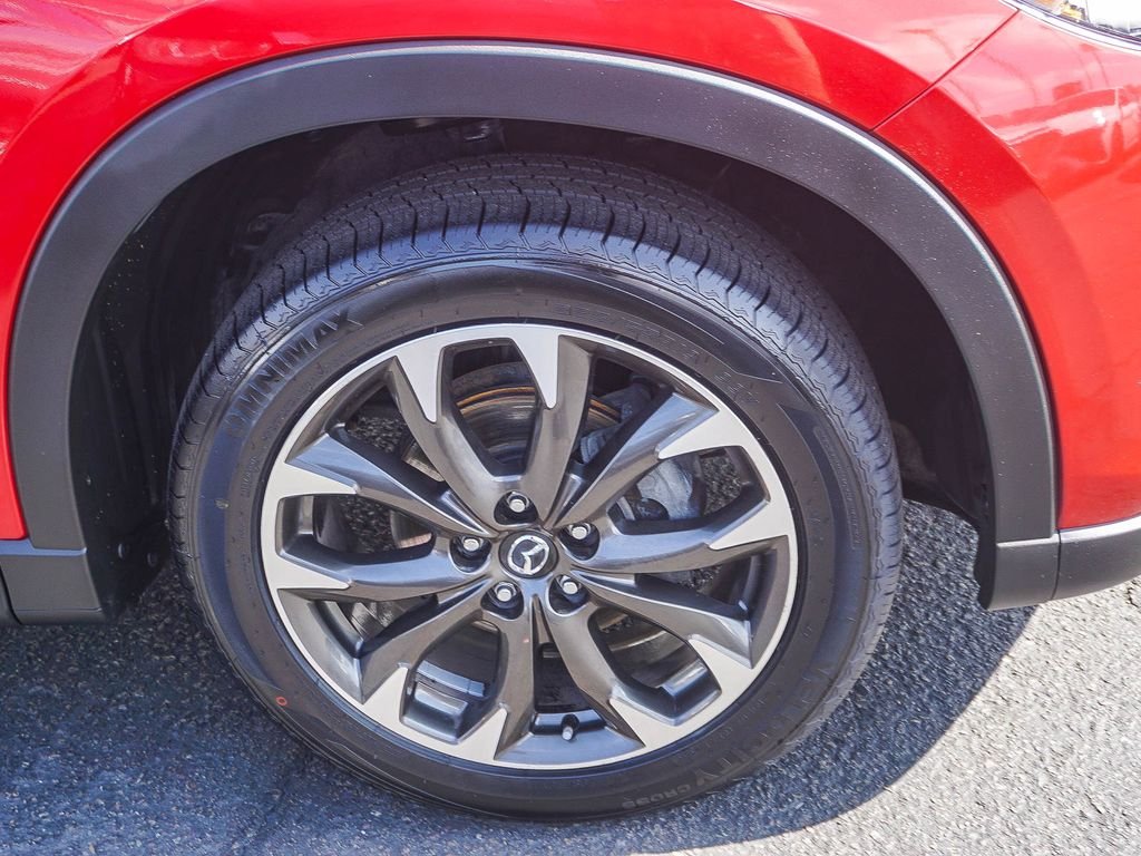 Used 2016 Red Mazda Grand Touring image 9