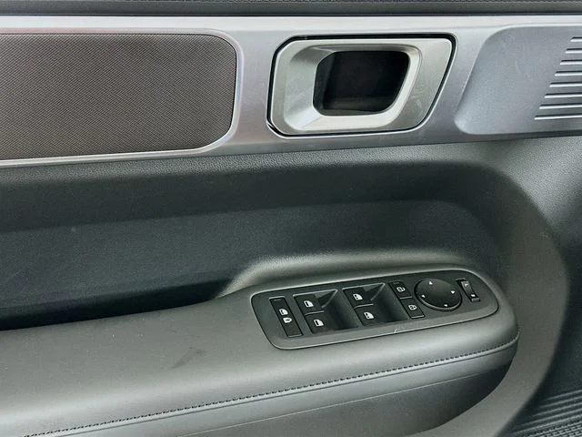 New 2026 Hyundai SANTA FE SEL