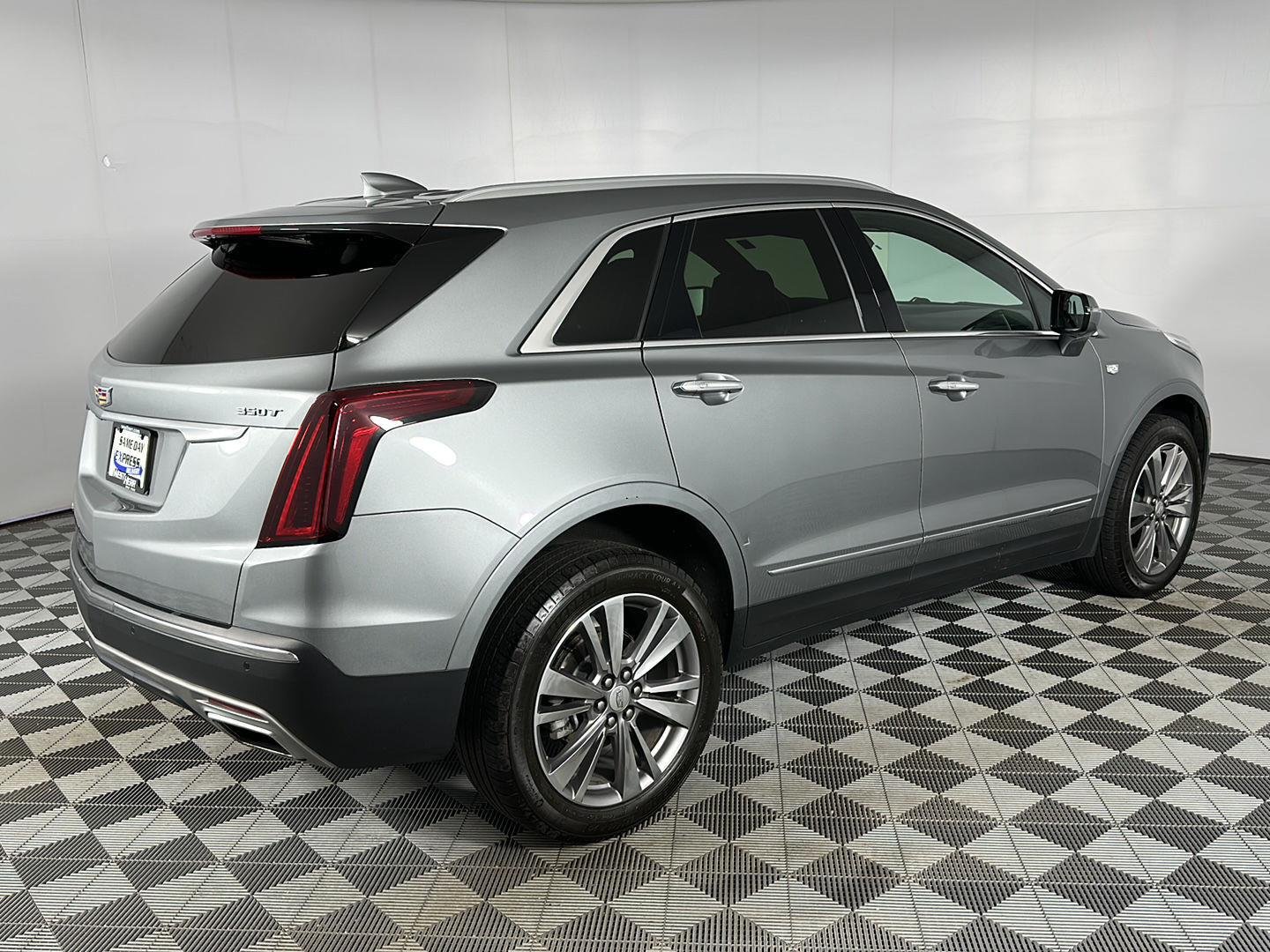Used 2024 Argent Silver Metallic Cadillac AWD Premium Luxury image 11