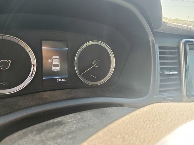 Used 2018 Lakeside Blue Hyundai SEL image 21