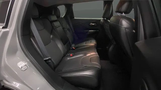 Used 2019 Sting-Gray Clearcoat Jeep Limited image 25