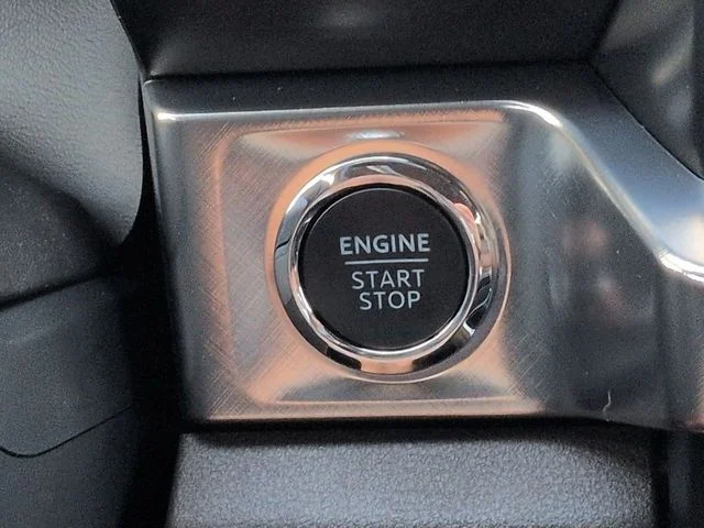 New 2026 Star White Metallic Tri-Coat Ford F-350® King Ranch® image 28