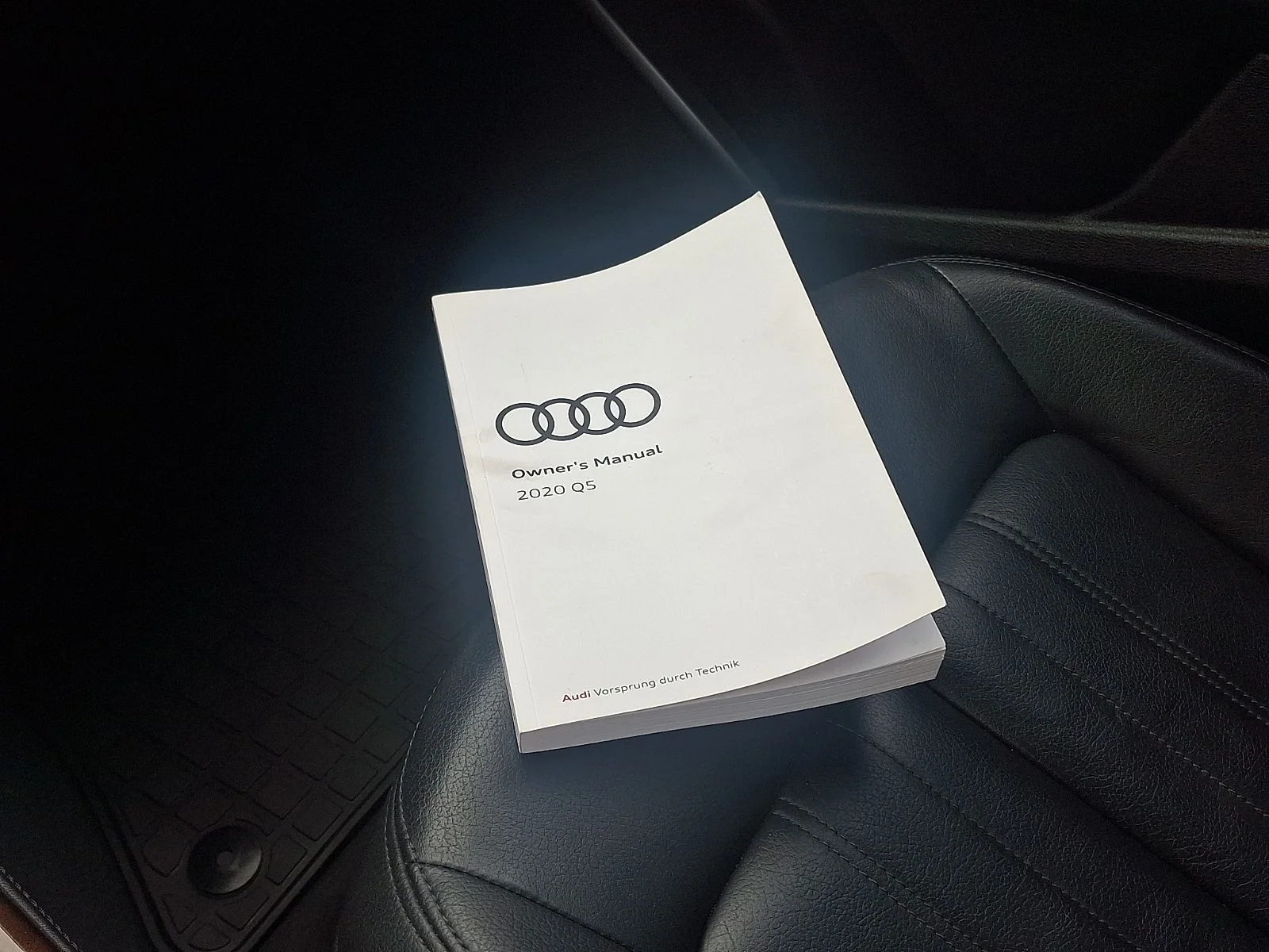 Used 2020 White Audi 45 Premium Plus image 25