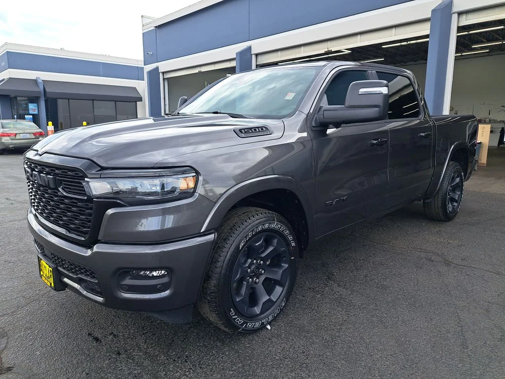 2026 RAM 1500 Big Horn/Lone Star 4x4 Crew Cab 5'7's photo