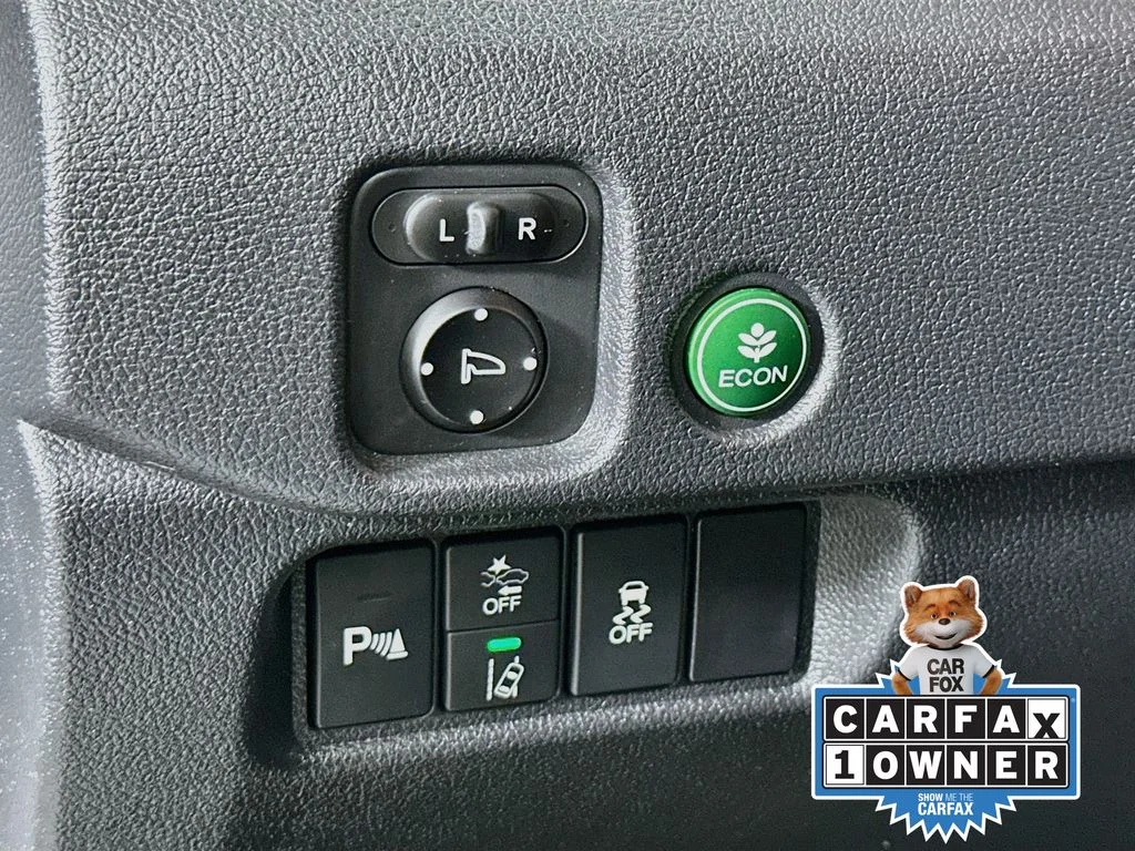 Used 2019  Honda Touring image 11