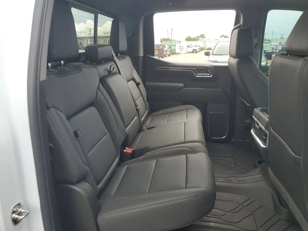 New 2026 Polar White Tricoat Chevrolet LTZ image 34