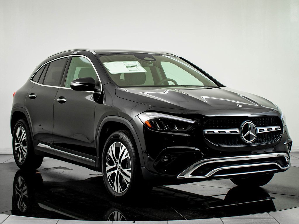 Used 2026 Night Black Mercedes-Benz GLA 250 image 12