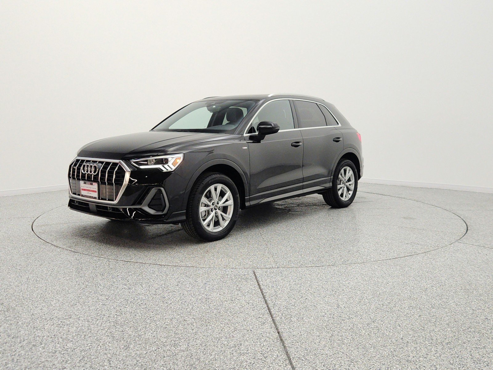 2024 Audi Q3's photo