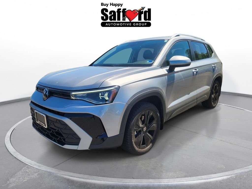 2025 Volkswagen Taos 1.5T SE's photo