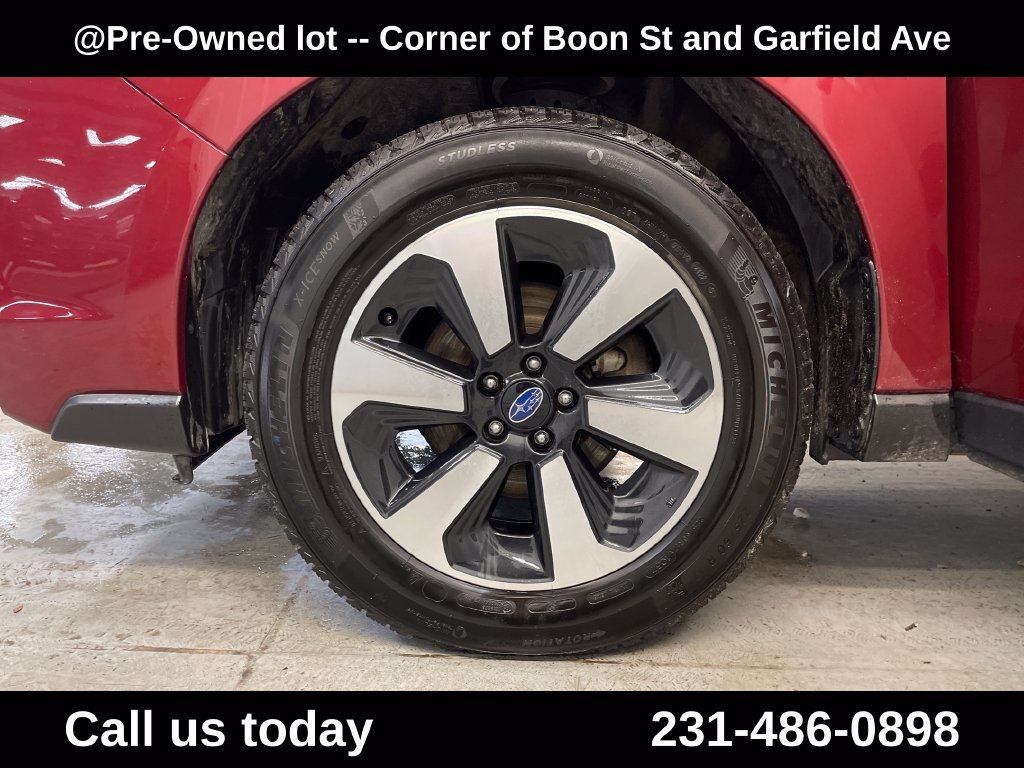 Used 2018 Red Subaru 2.5i Premium image 11