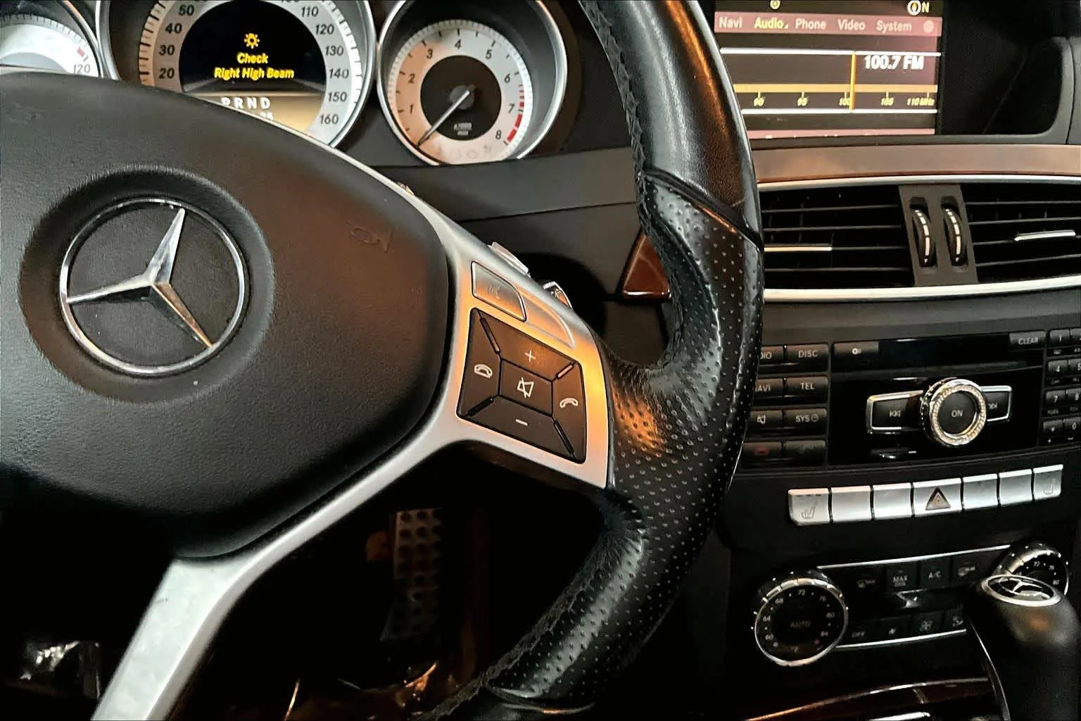 Used 2012 Arctic White Mercedes-Benz C 300 Sport image 25