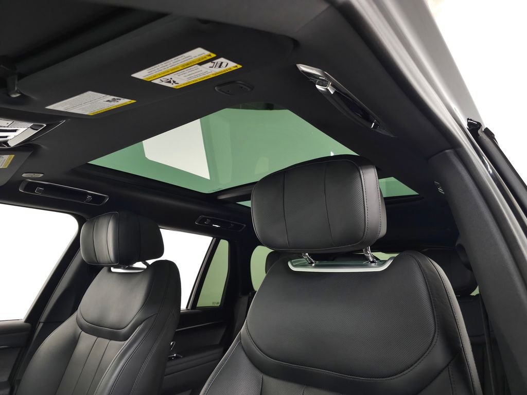Used 2025 Black Land Rover Autobiography image 19