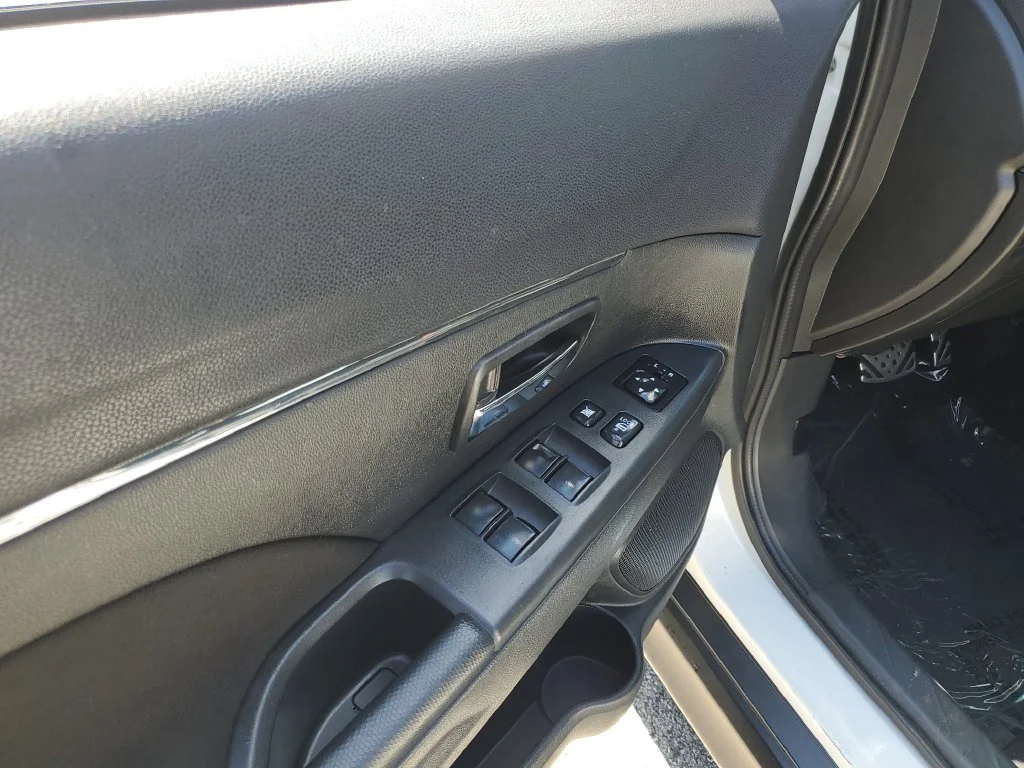 Used 2018  Mitsubishi 2.0 LE image 18