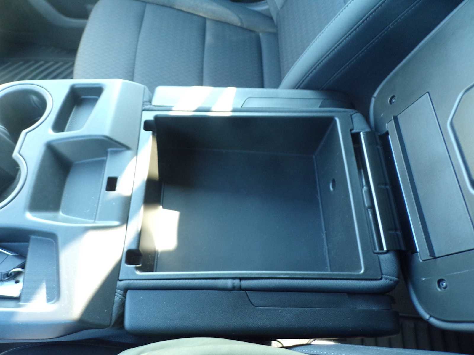 2024 Chevrolet Silverado 1500 Custom - Photo 18