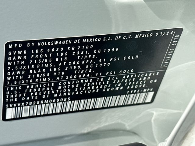 Certified Used 2024 White Volkswagen 1.5T SE image 34