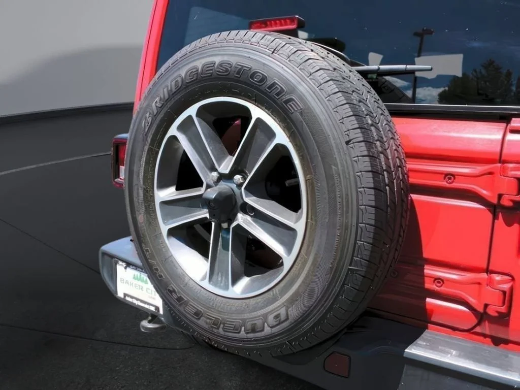 Used 2023 Firecracker Red Jeep Sahara image 33