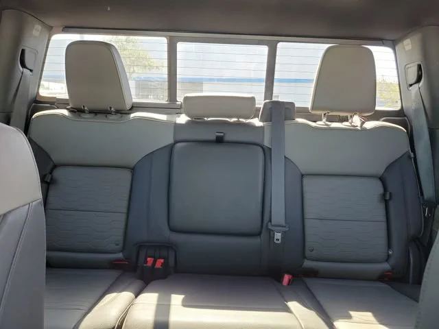 2022 Chevrolet Silverado 1500 ZR2 - Photo 16