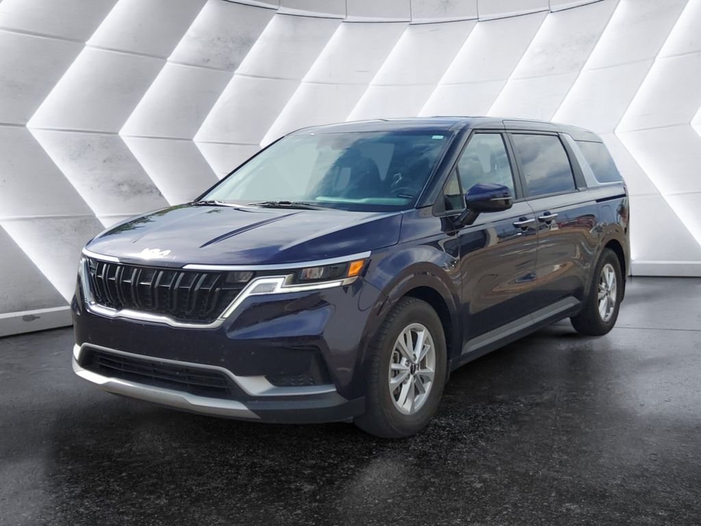 Used 2023 Blue Kia LX Seat Package image 3