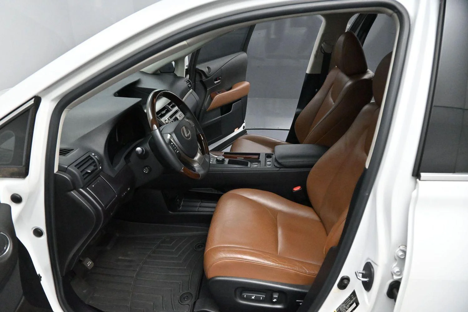 Used 2015 Starfire Pearl Lexus FWD image 11