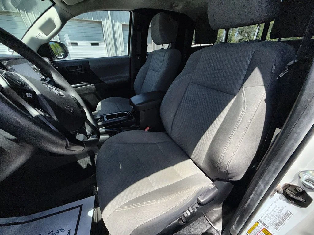 Used 2021 White Toyota SR image 11