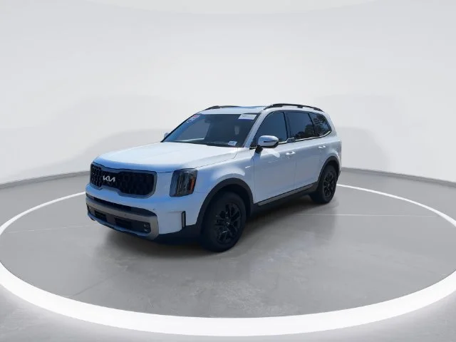 Used 2023 White Kia SX-Prestige X-Pro image 3