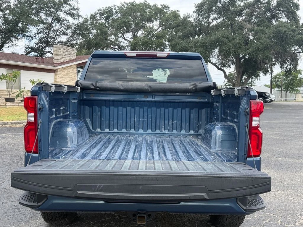 Used 2024 Lakeshore Blue Metallic Chevrolet RST image 19