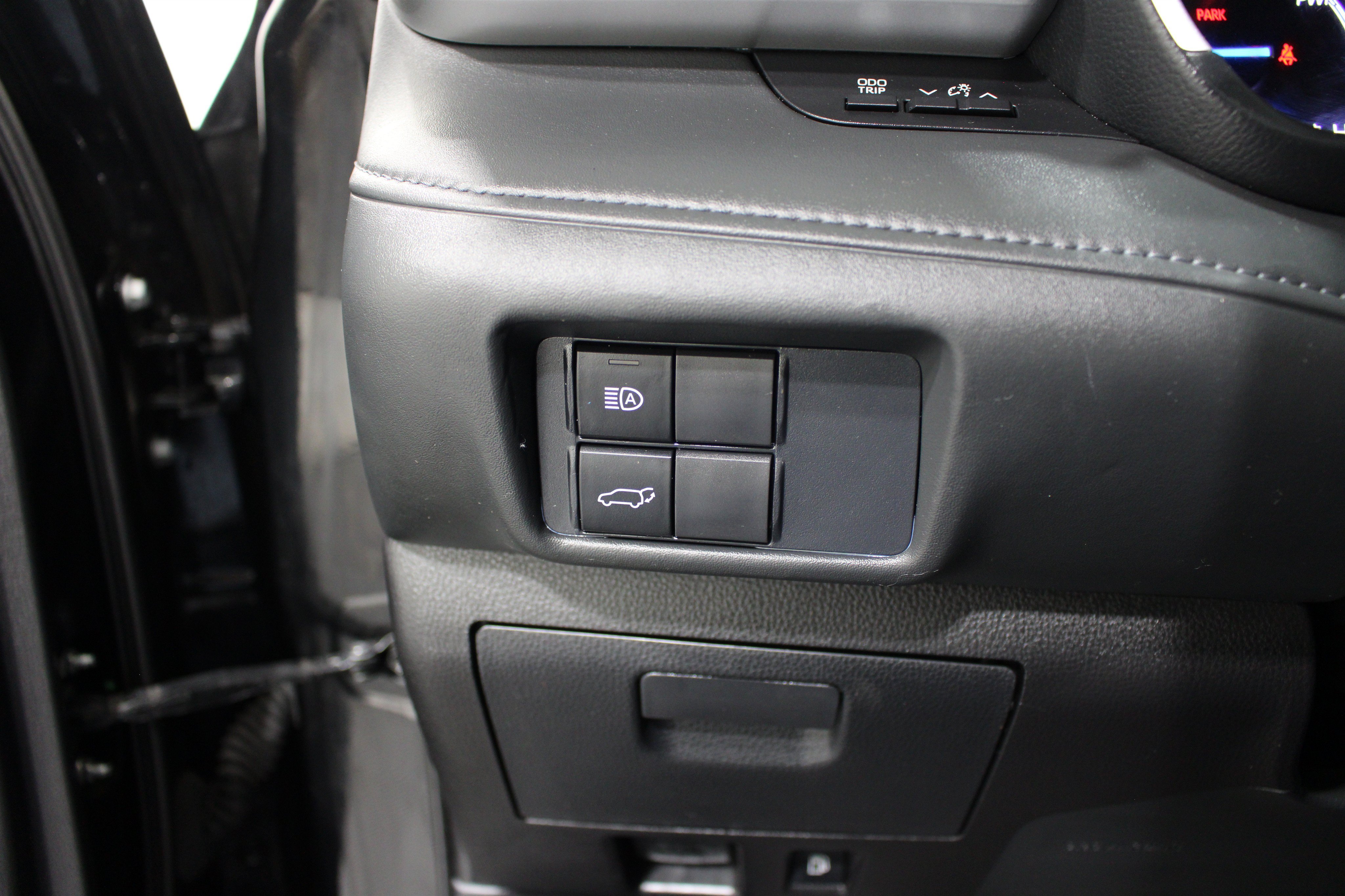 2020 Toyota Highlander XLE - Photo 7