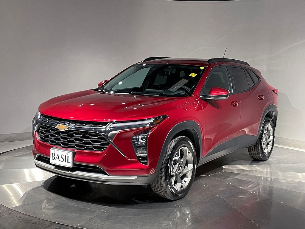 Used 2025 Red Chevrolet LT image 8