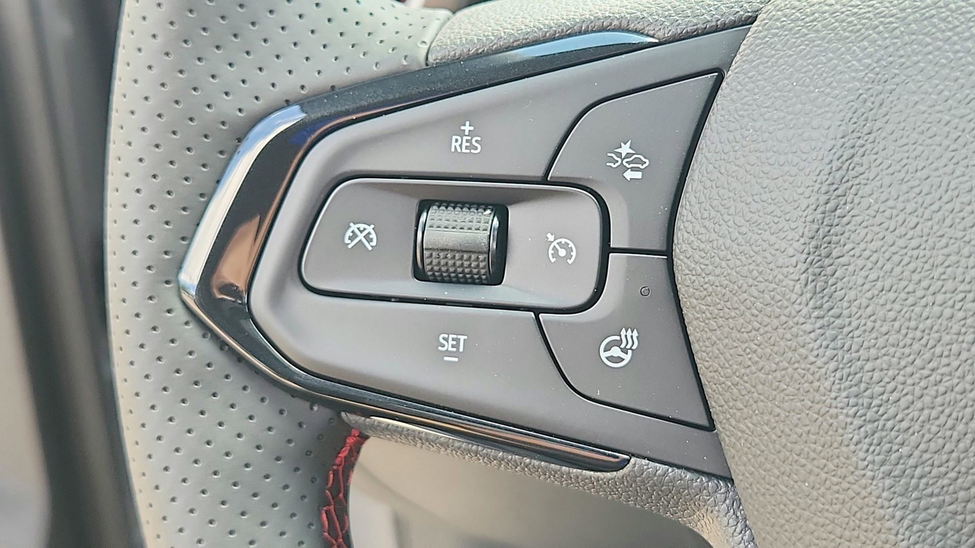 2026 Chevrolet Trax RS - Photo 22
