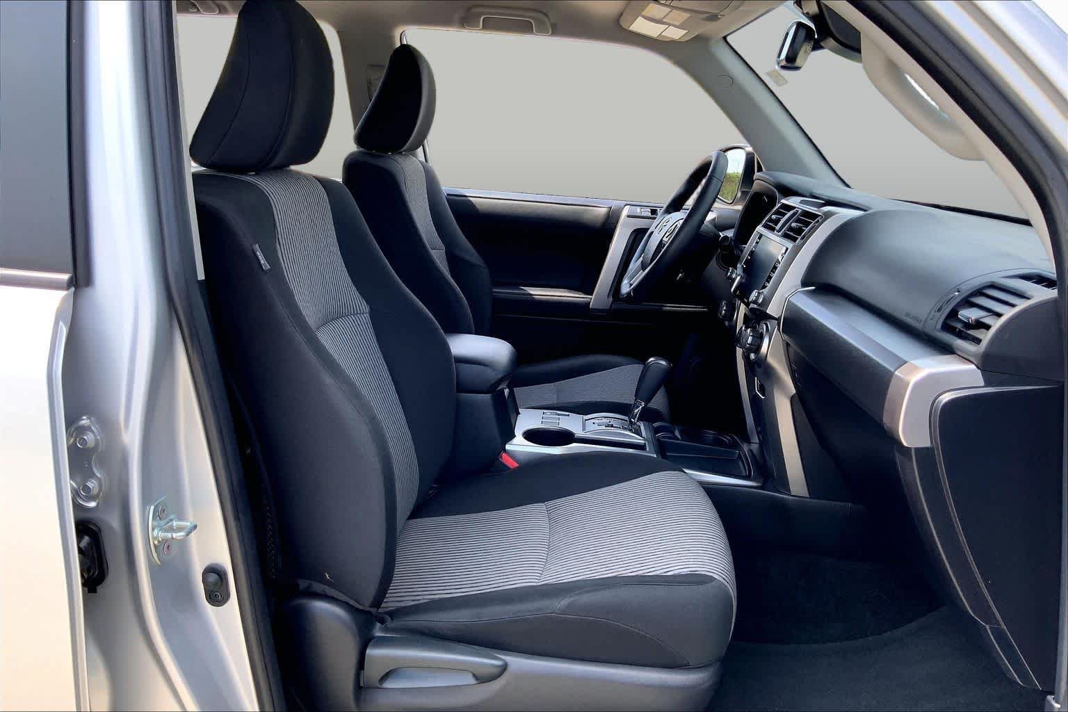 Used 2024 Classic Silver Metallic Toyota SR5 image 9