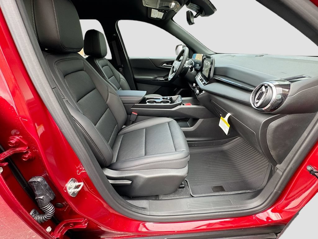 2026 Chevrolet Equinox LT - Photo 31