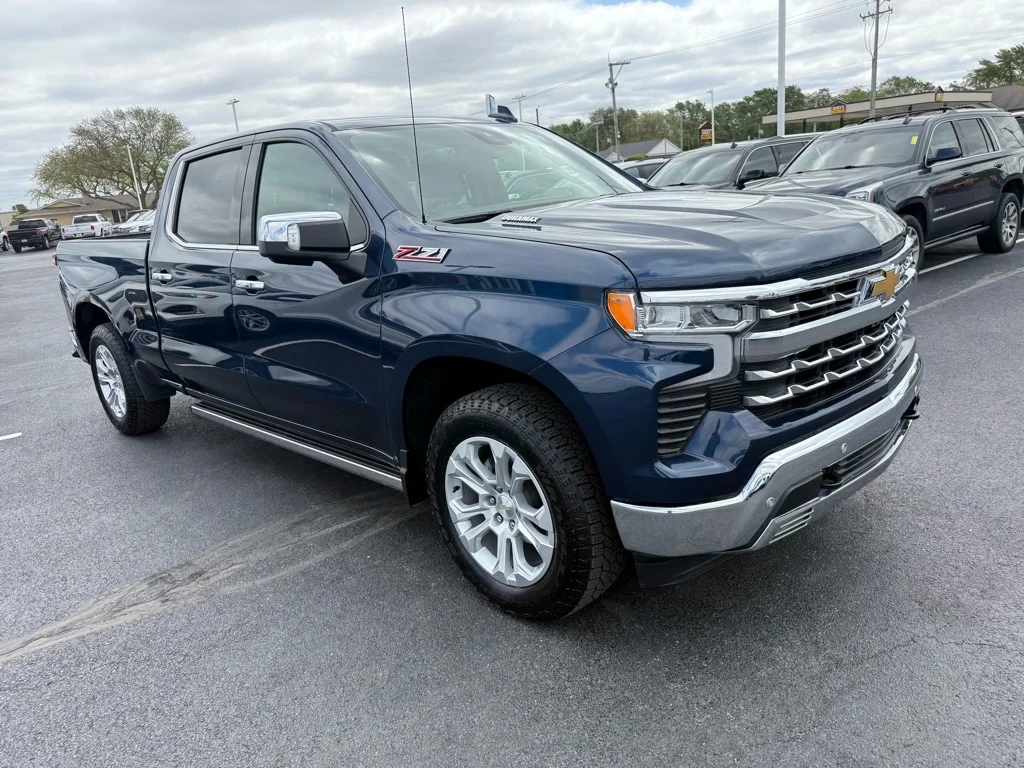2023 Chevrolet Silverado 1500 LTZ - Photo 7