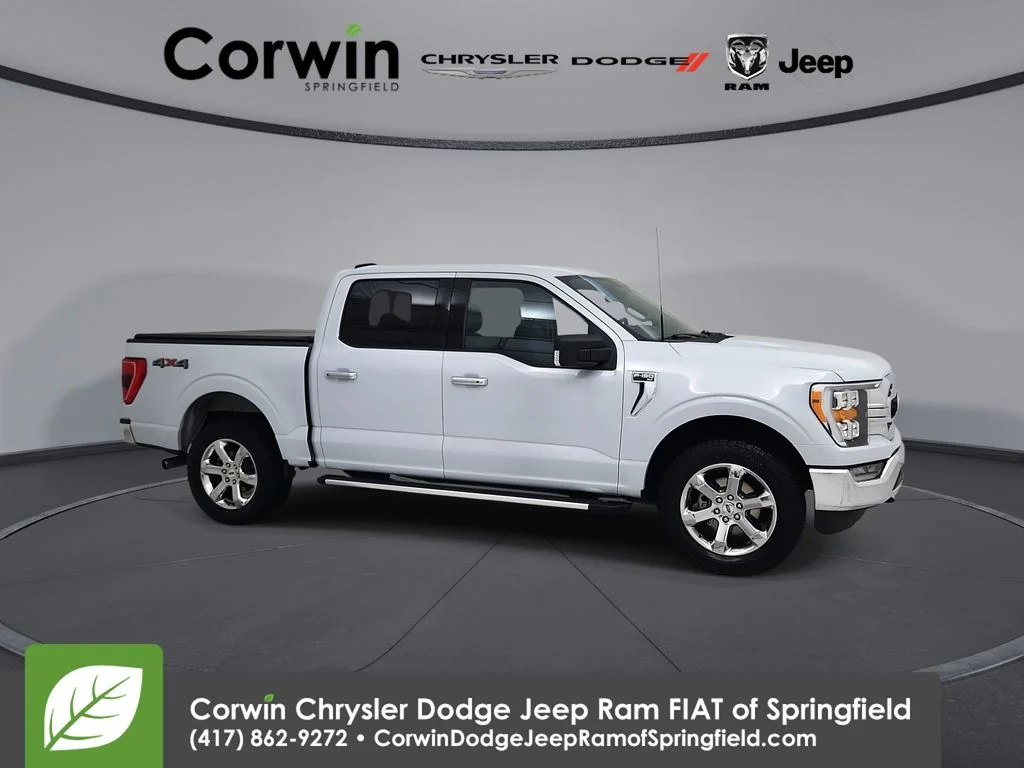 Used 2022 White Ford XLT image 1
