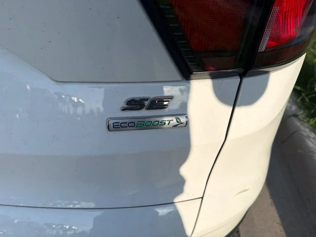 Used 2018 White Ford SE image 5