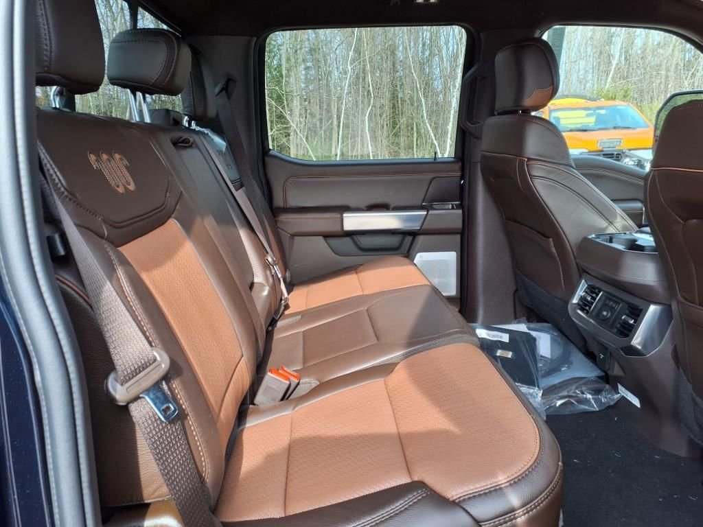 Used 2025 Blue Metallic Ford King Ranch image 16