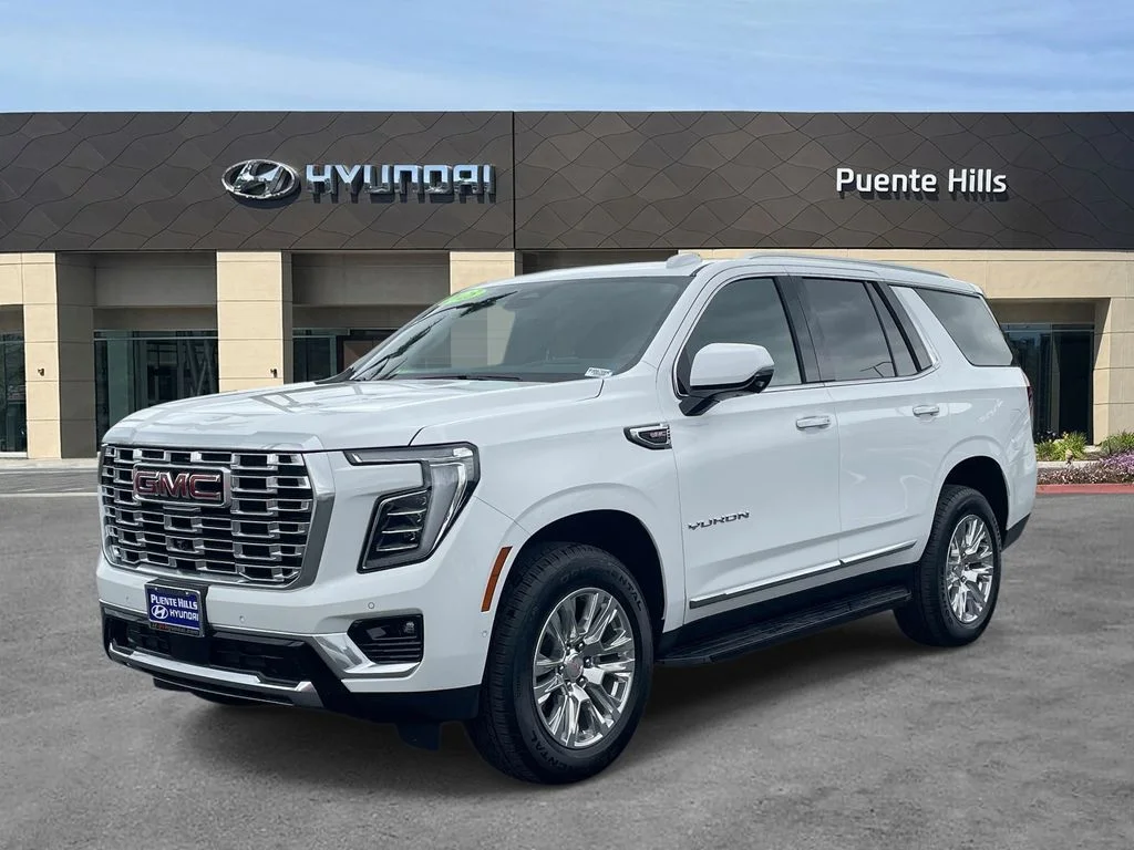 2025 GMC Yukon 4WD Denali's photo