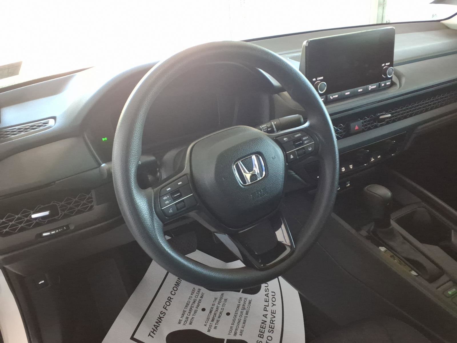2025 Honda Accord SE - Photo 11