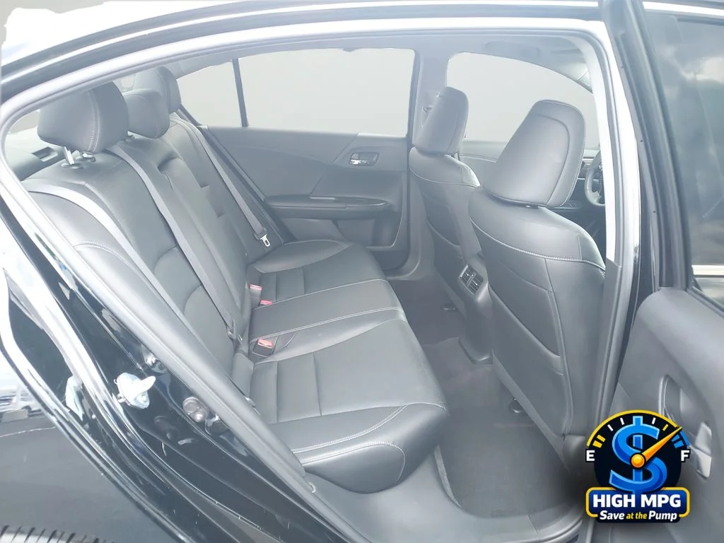 Used 2017 Black Honda EX-L image 24