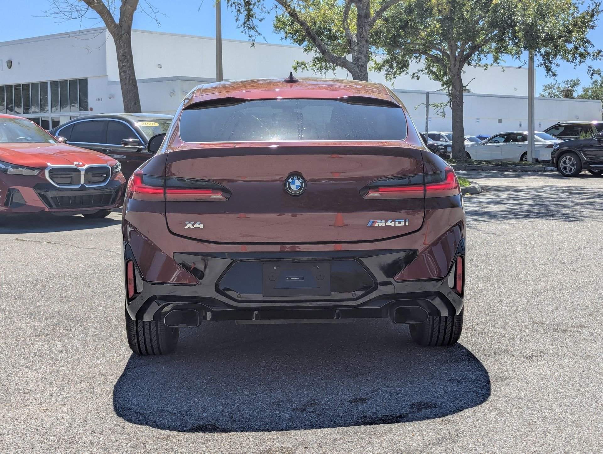 View vehicle photo 4