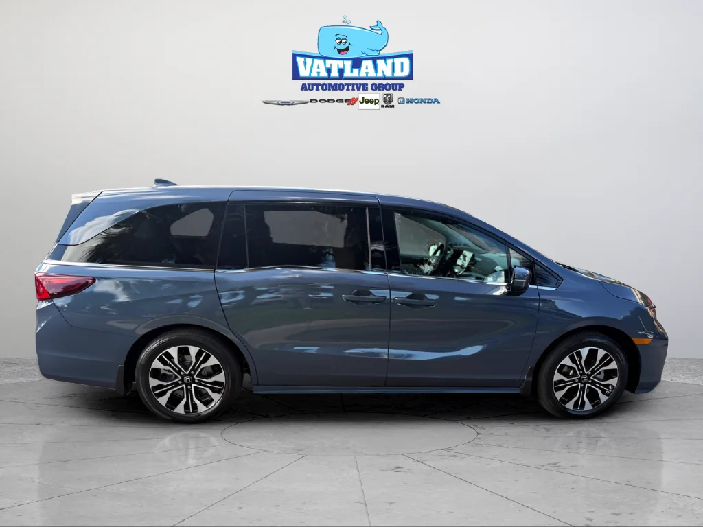 New 2027 Smoke Blue Pearl Honda Elite image 6