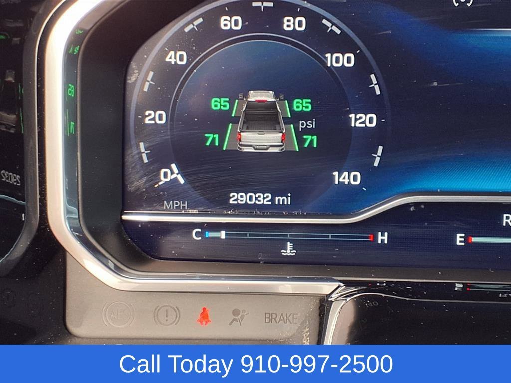 Used 2025 Summit White Chevrolet LT image 27