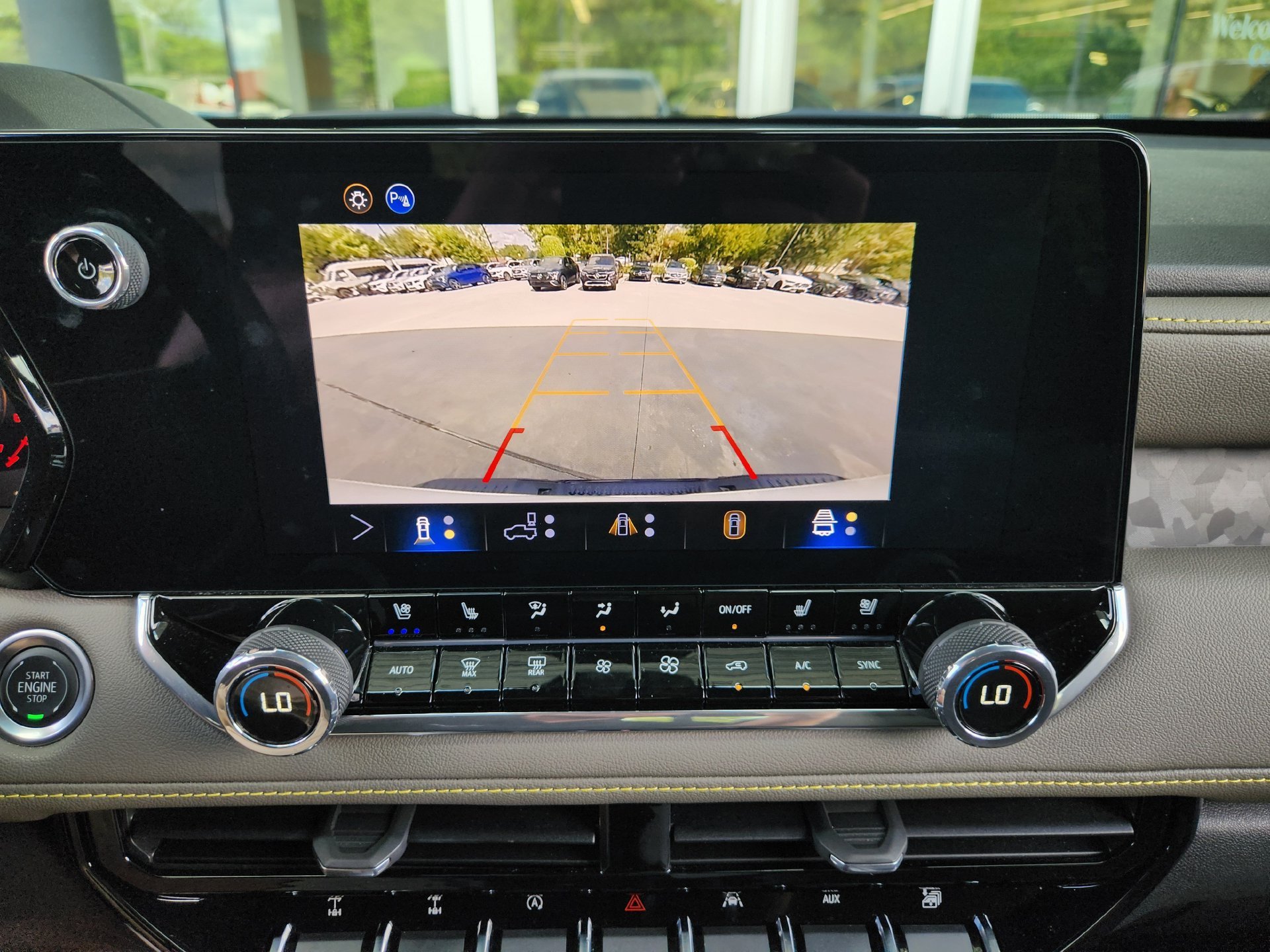 Used 2025 Summit White Chevrolet ZR2 image 19