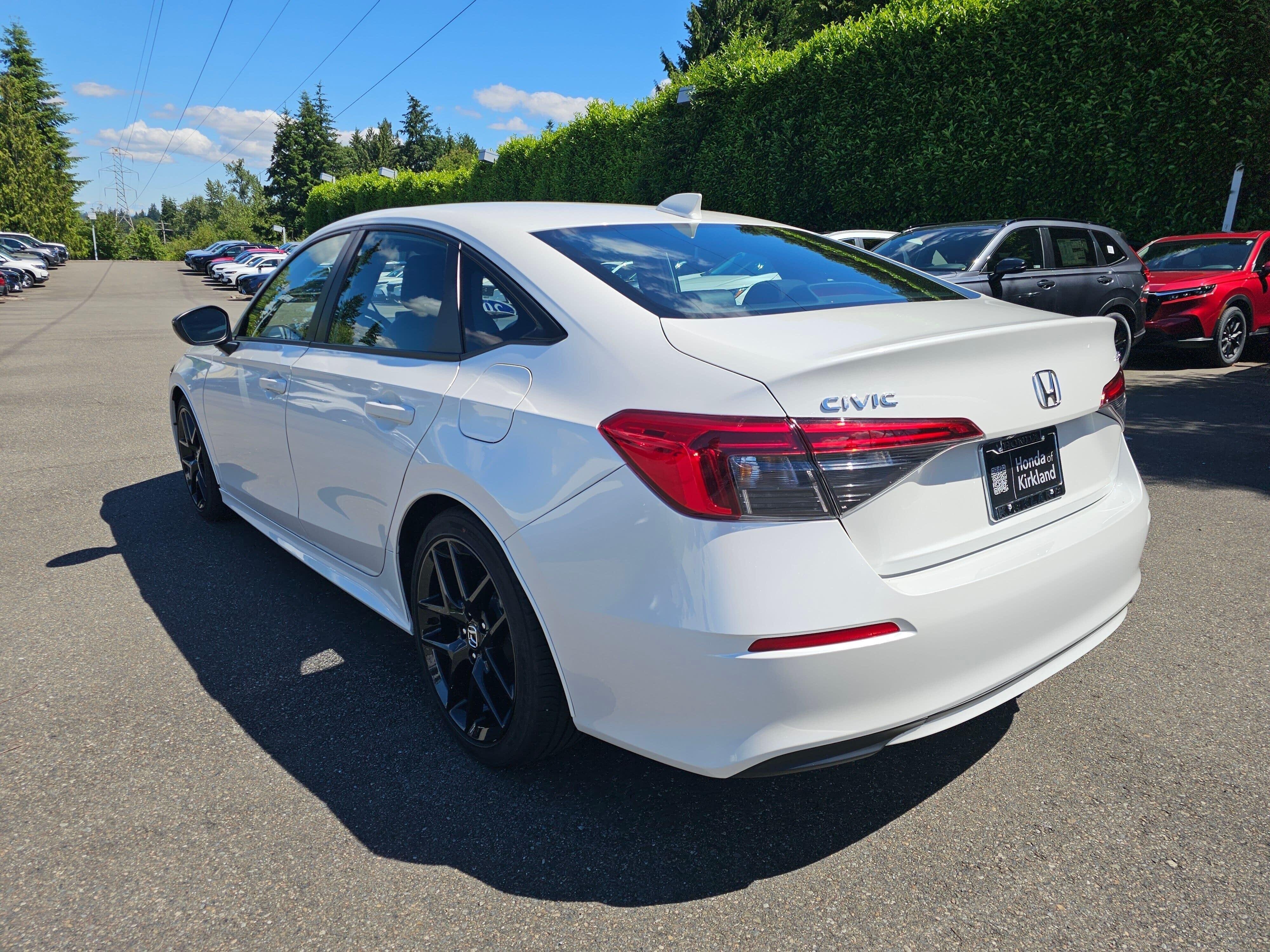 Used 2023 Platinum White Pearl Honda Sport image 5