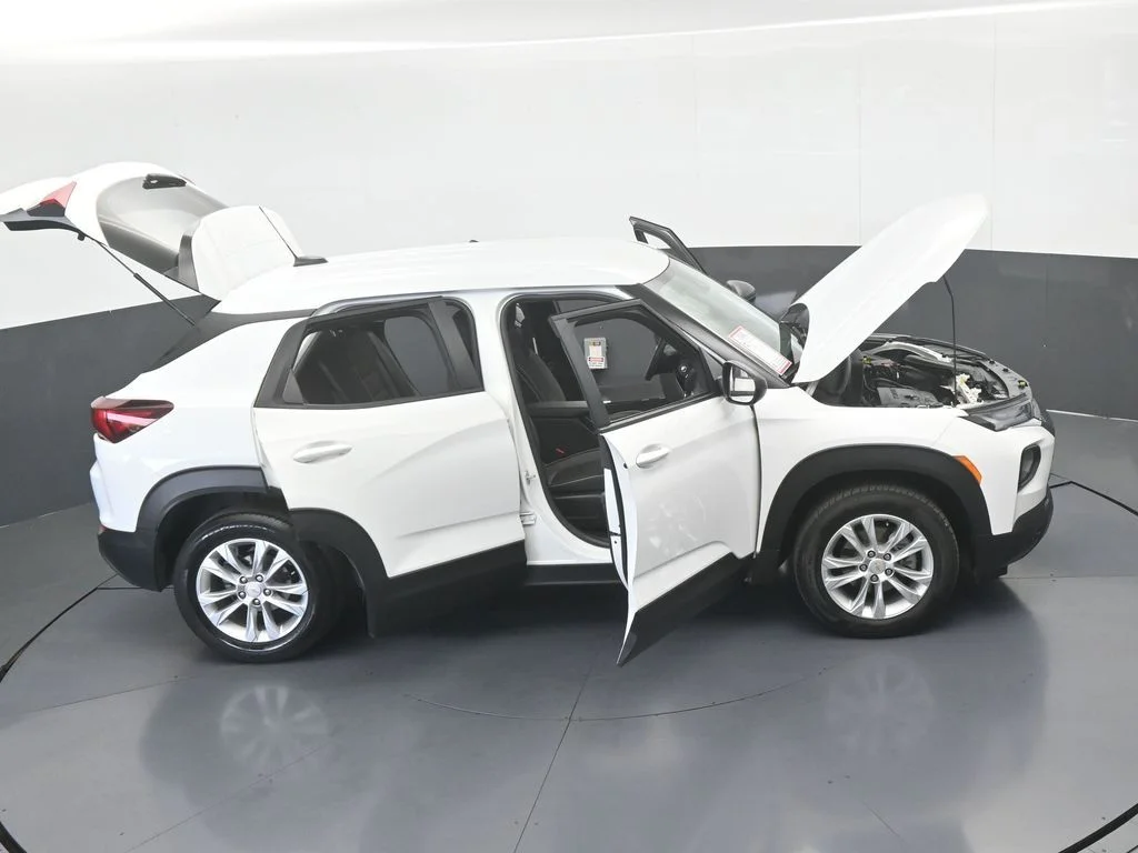 Used 2023 Summit White Chevrolet LS image 63