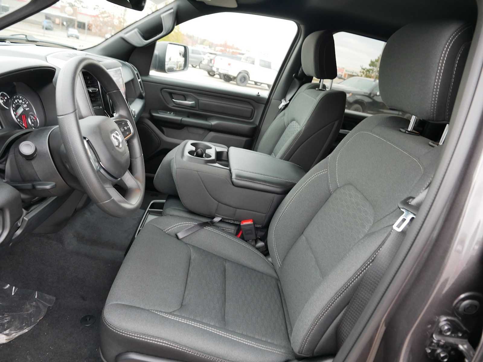 New 2026 Granite Crystal Metallic Clearcoat RAM Tradesman image 9