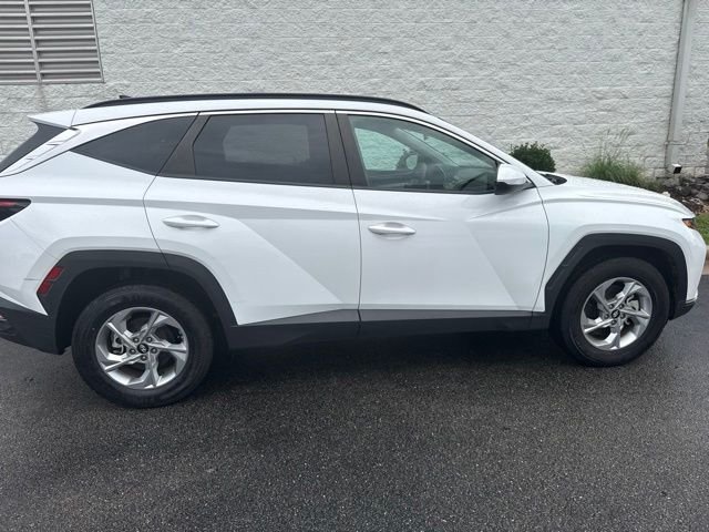 Used 2024 White Hyundai SEL image 8