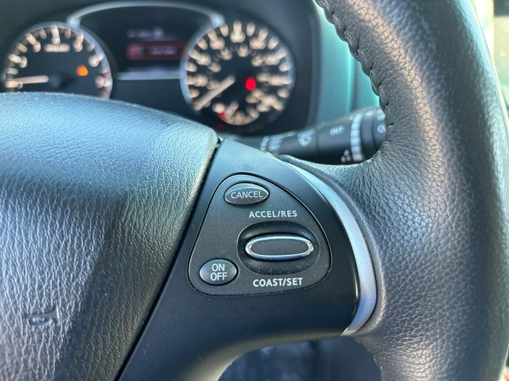 Used 2017 Gray Nissan SV image 18