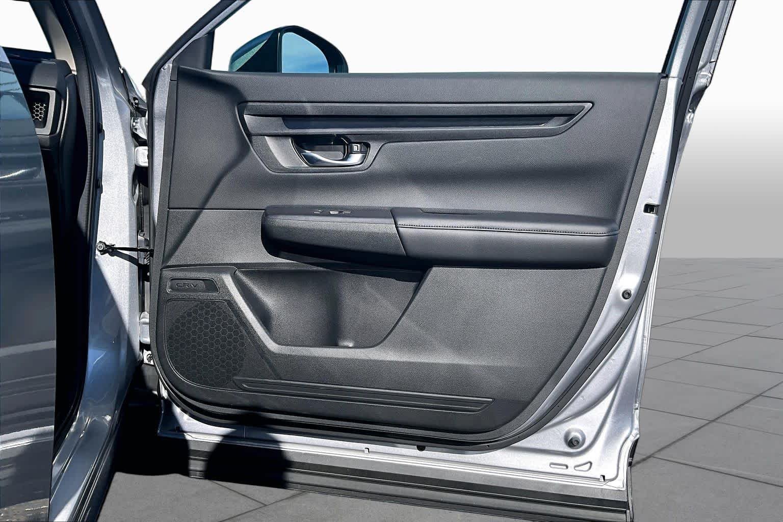 2026 Honda CR-V LX - Photo 22