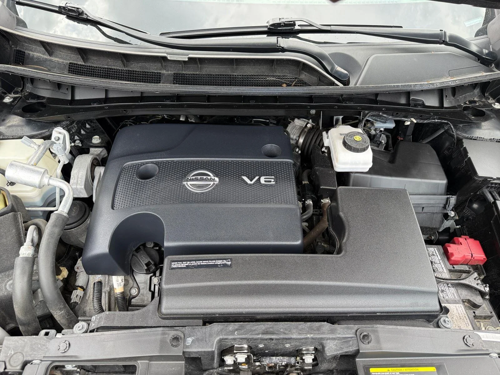Used 2023 Super Black Nissan SL image 32