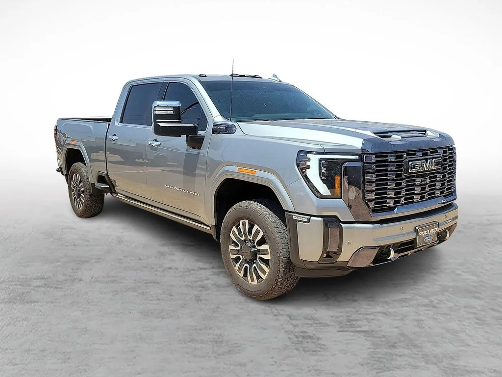 2024 GMC Sierra 4WD Crew Cab Long Box Denali Ultimate's photo